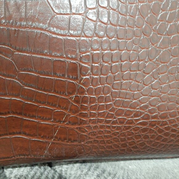 Crocodile embossed faux leather burgundy brown minimalist hand  bag - Picture 8 of 11